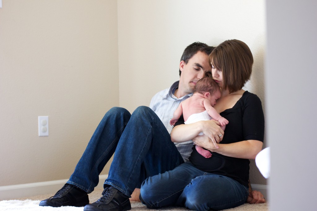 como brincar com o seu recém-nascido. Dicas de uma psicóloga pediátrica e mãe. #childdevelopment # babies #babyplay