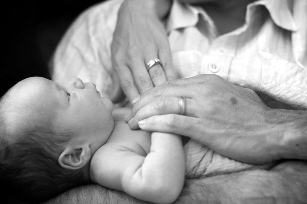Comment jouer avec votre nouveau-né. Conseils d'un ergothérapeute pédiatrique et d'une maman. #développement des enfants #bébés #babyplay